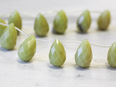 Olive Jade 15x25 Teardrop Briolette