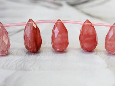 Cherry Quartz 12x22 Teardrop Briolette