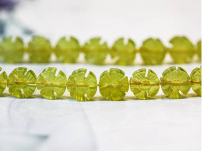 Olive Quartz 10mm Flower