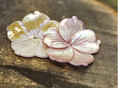 Pink Mother of Pearl 46mm Flower Pendant