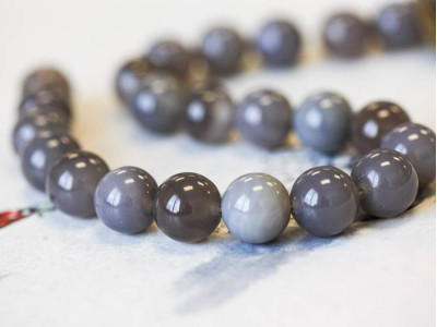 Gray Onyx 16mm Round