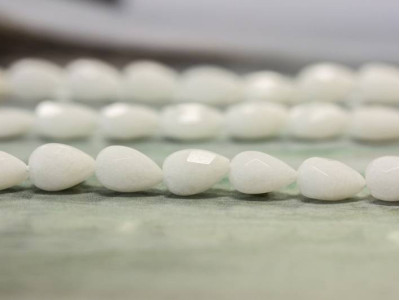 White Jade 6x9 Faceted Flat Pear