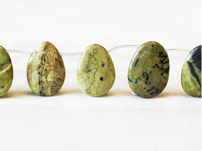 Yellow Turquoise 20x30 Flat Pear Drop