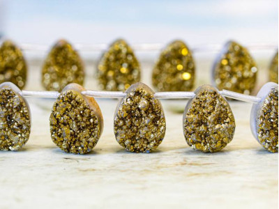 Drusy Agate 15x20 Flat Pear Drop