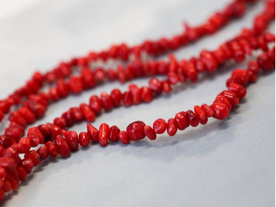 Dyed Coral 3x4 Tube Chips
